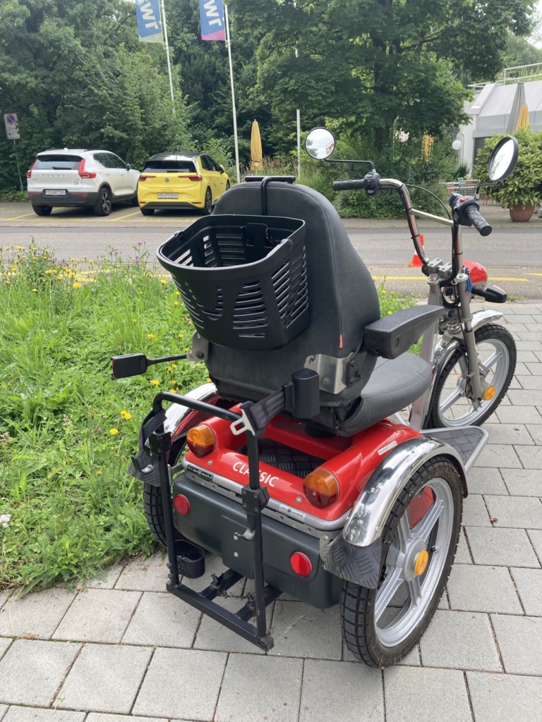 Elek­tro­mo­bi­le und Scoo­ter – Elek­tro­scoo­ter Kyburz Clas­sic&nbsp;DX