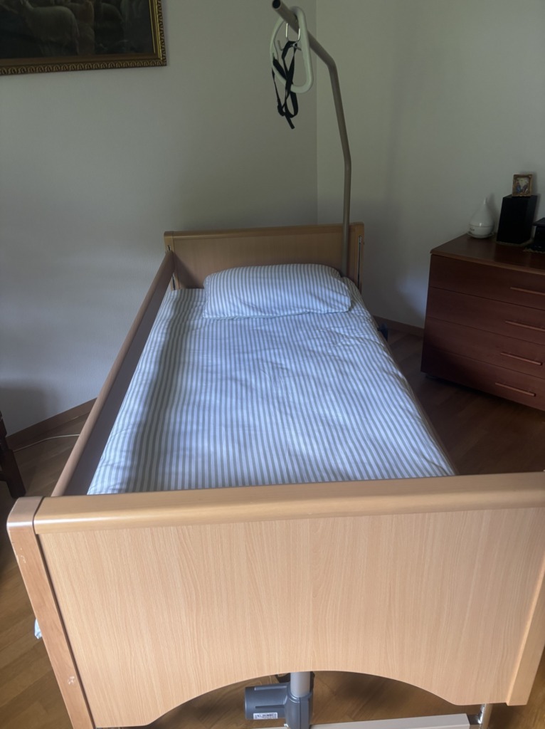 Lits de soins, mate­las et acces­soires – Linak&nbsp;Lit